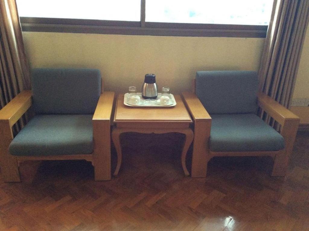Yuzana Hotel Yangon Eksteriør bilde